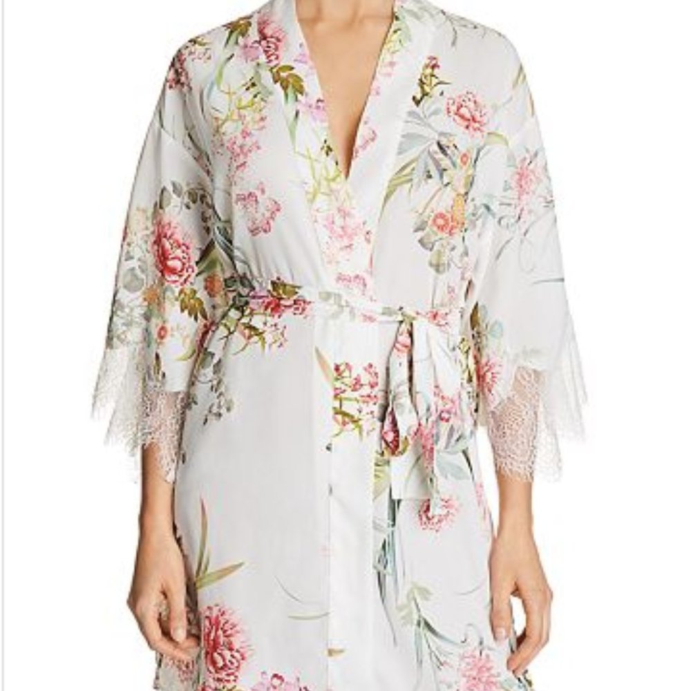 Flora Nikrooz Floral Kimono